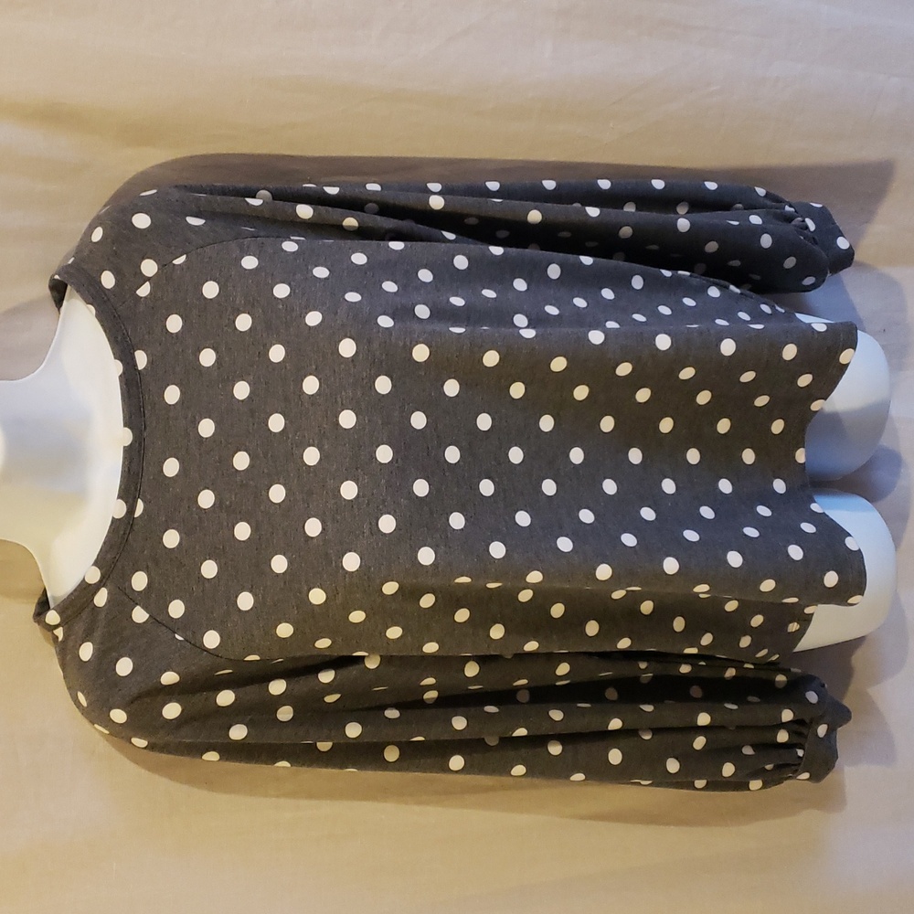 Anne Klein Gray with White Polka Dot Long Sleeve Top Size M